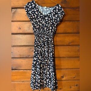 Floral Smocked Waist Black Midi Dress - Unbranded